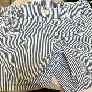 FINAL MARKDOWN Children’s h&m shorts 8-9 years
